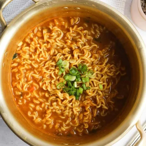 Versatility of Ottogi Plain Instant Noodles